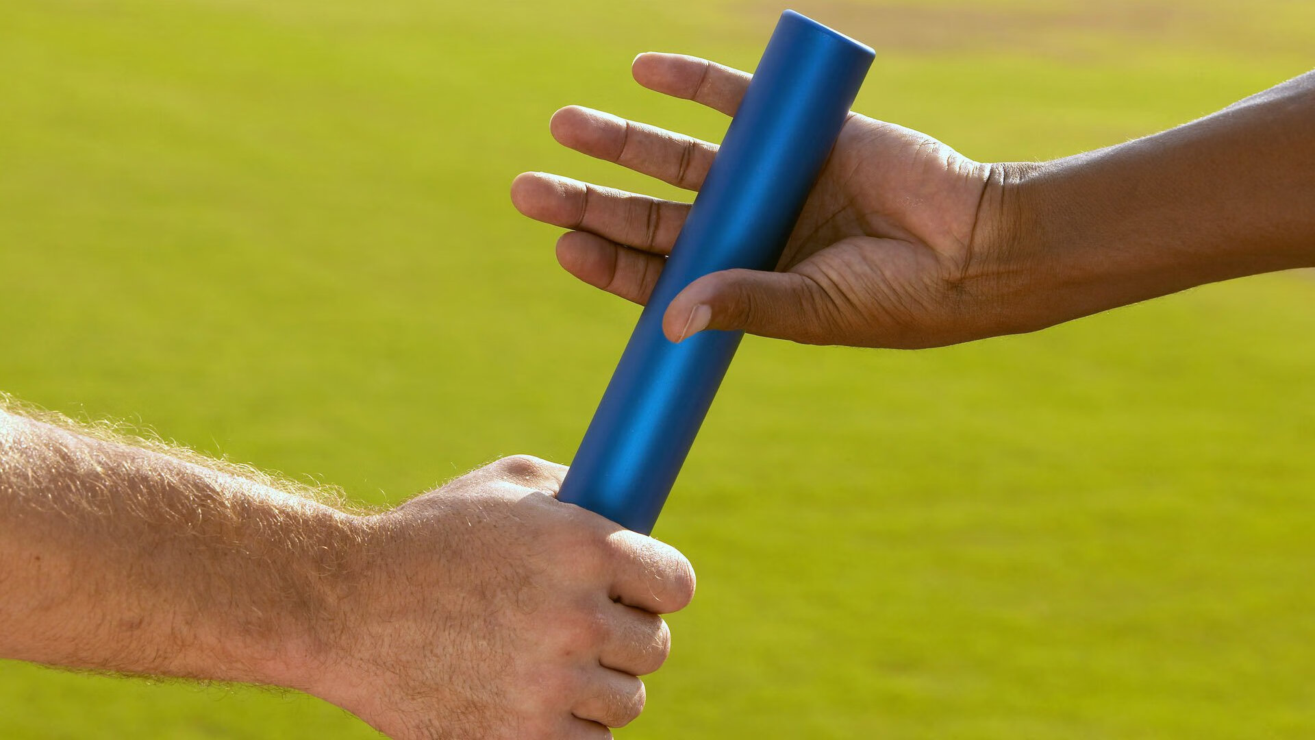 爱游戏官方-可再生材料:赛车轻量化新趋势,可再生汽车燃料